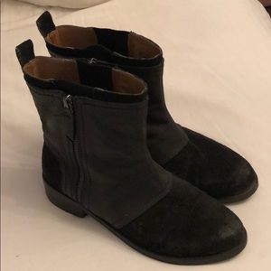 Kelsi Dagger Black Ankle bootie